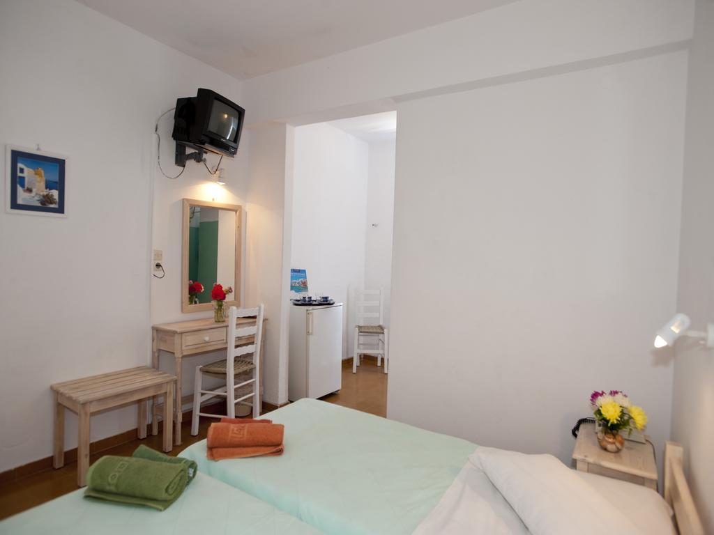 Hotel Skios Ornos  Exterior photo